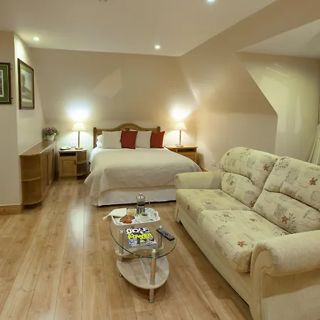 Nocleg ze śniadaniem The Tides 5*