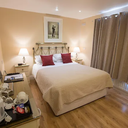 The Tides Nocleg ze śniadaniem 5*