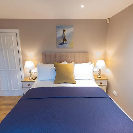 The Tides Bed & Breakfast 5*