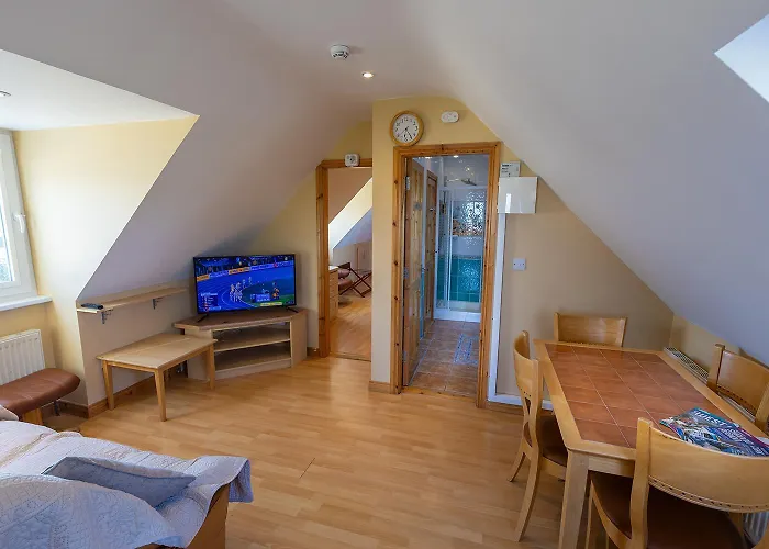 The Tides Bed and breakfast 5*